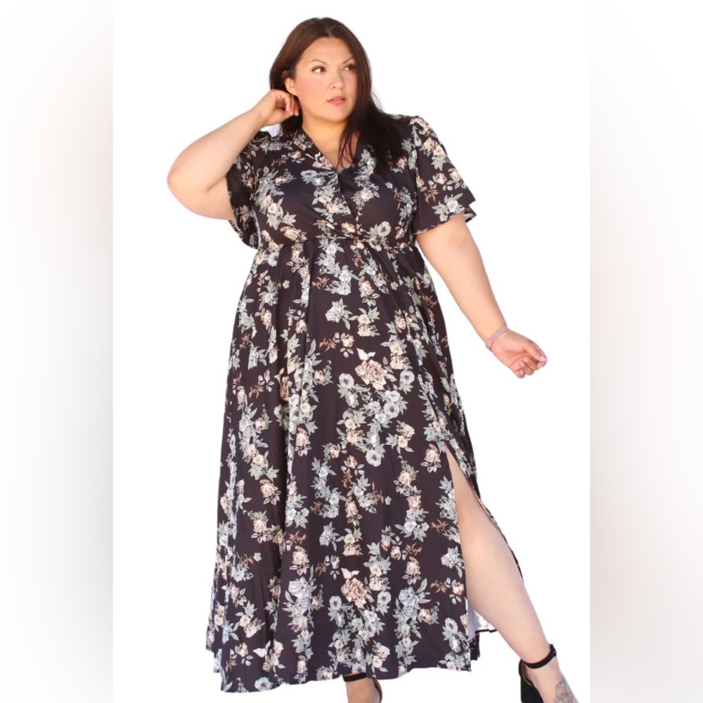 Black Floral V-neck Maxi Dress with side leg slit BloomChic US 20